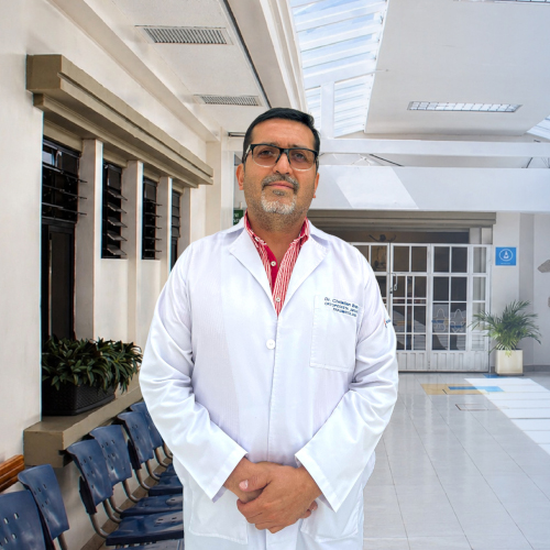 Dr. Christian Bravo Aguilar