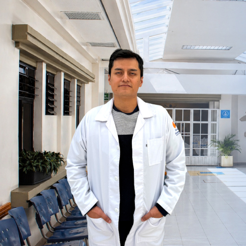 DR. GABRIEL TICSI 2 Dr. Gabriel Tigsi