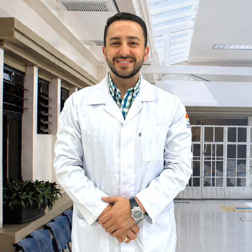 Dr. Mauricio Delgado