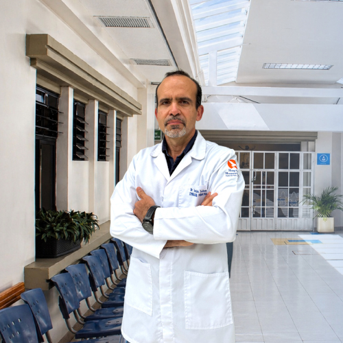 Dr. Sergio Salinas